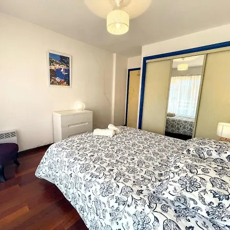 Serenity Yourhosthelper Apartament *