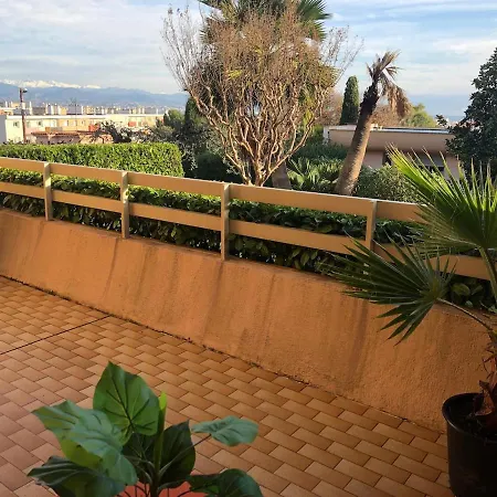 Serenity Yourhosthelper