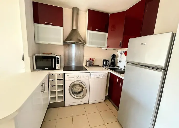 Serenity Yourhosthelper Apartament *